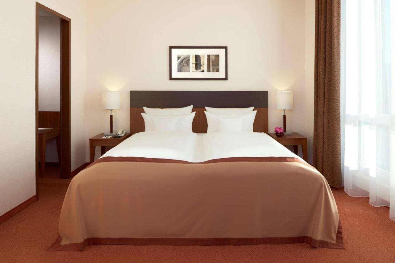 Dorint Hotel am Dom Erfurt 11