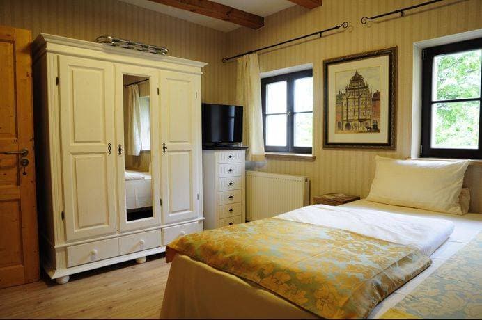 Hotel Schlossresidenz Heitzenhofen 15