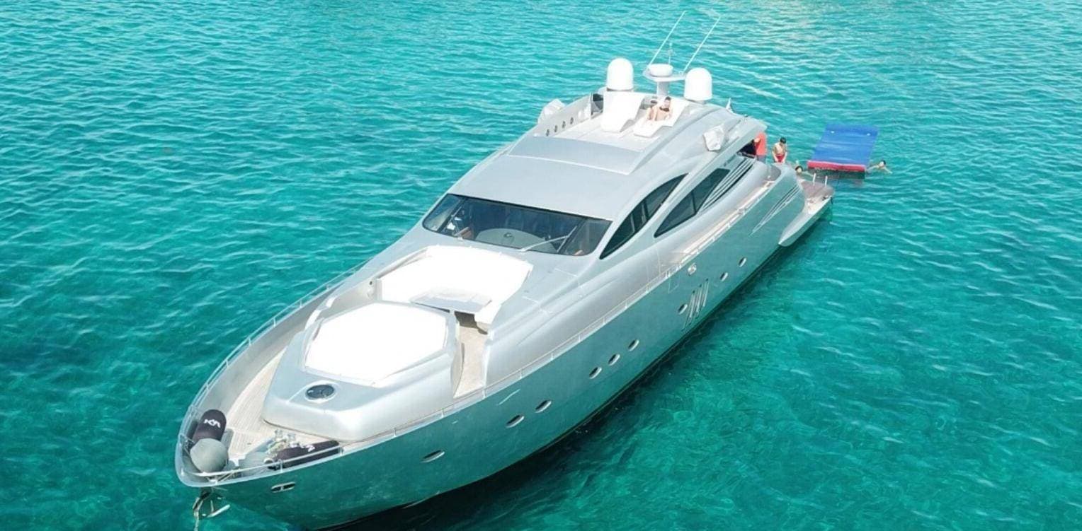 Luxe Charters 4