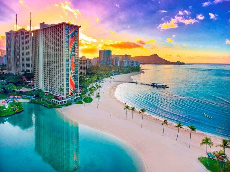 Hilton Hawaiian Village Waikiki Beach Resort 1