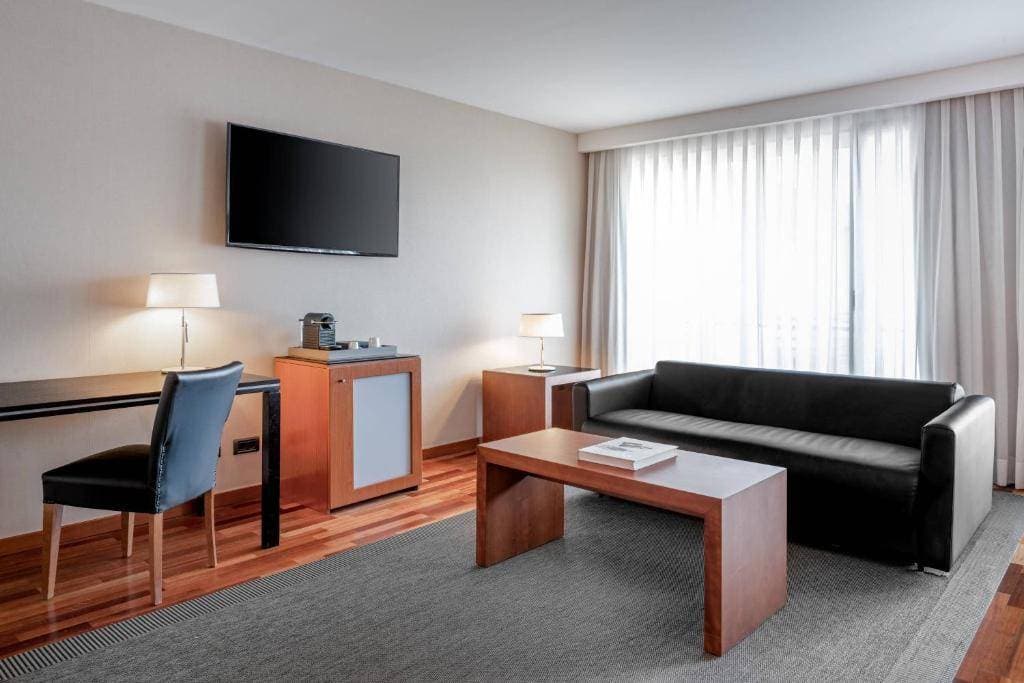 AC Hotel La Rioja 13
