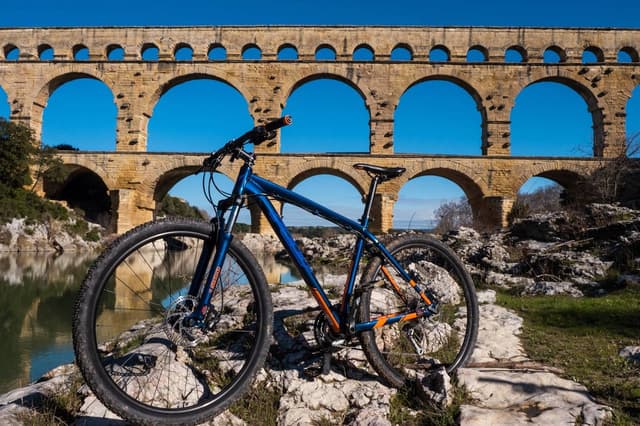 Combi journée VTT électrique + canoë