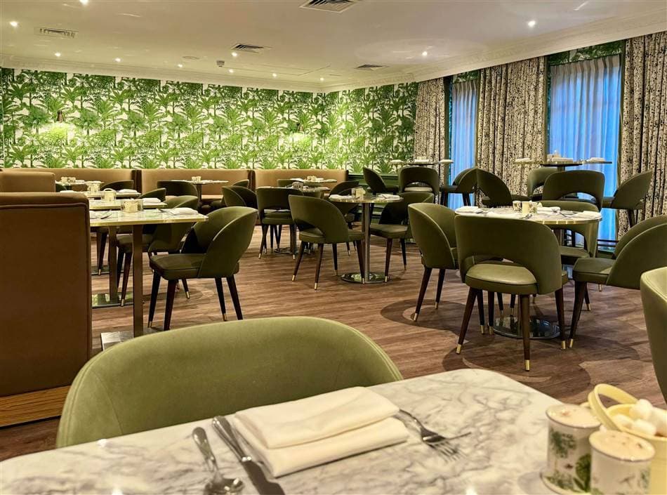 Down Hall Hotel 52