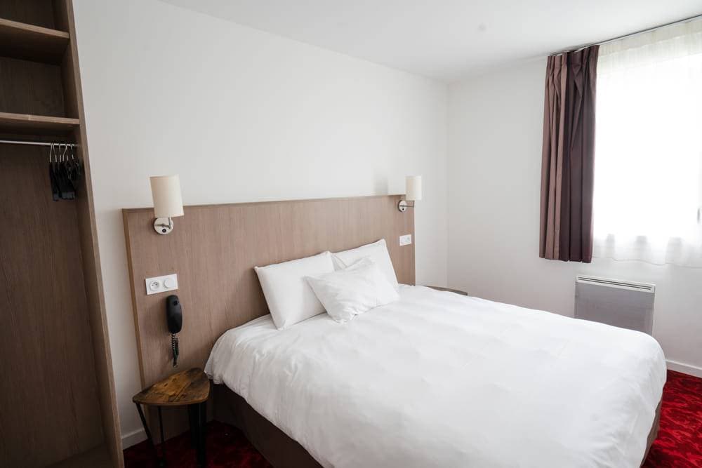Brit Hotel Essentiel Cholet 4