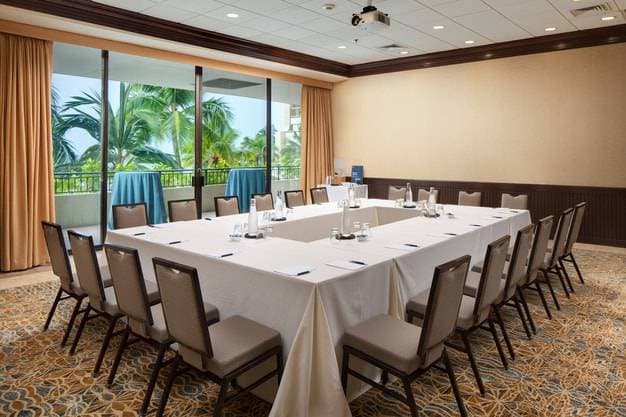 Sheraton Waikiki Beach Resort 10