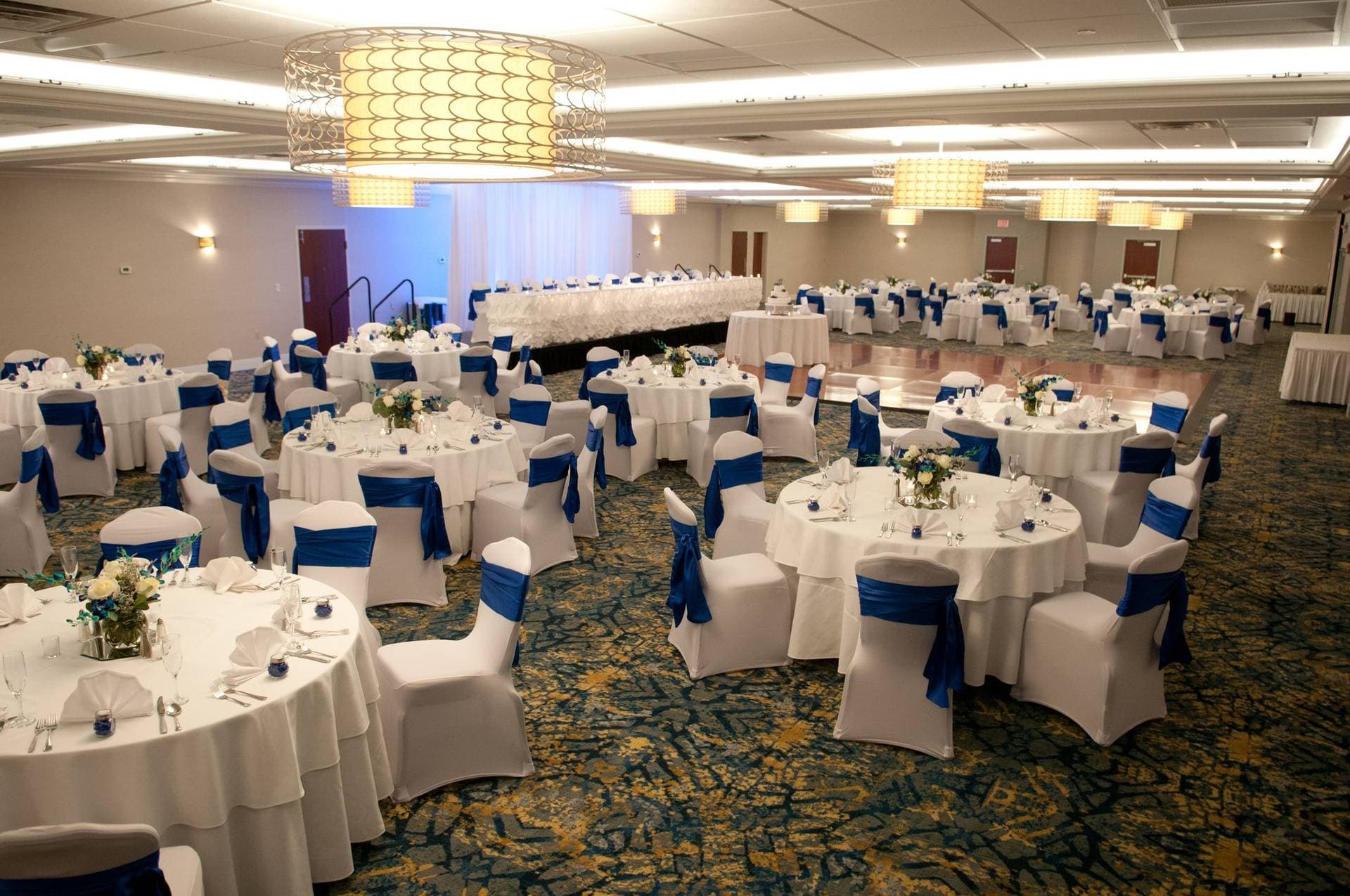 Crowne Plaza Suites Pittsburgh South 12