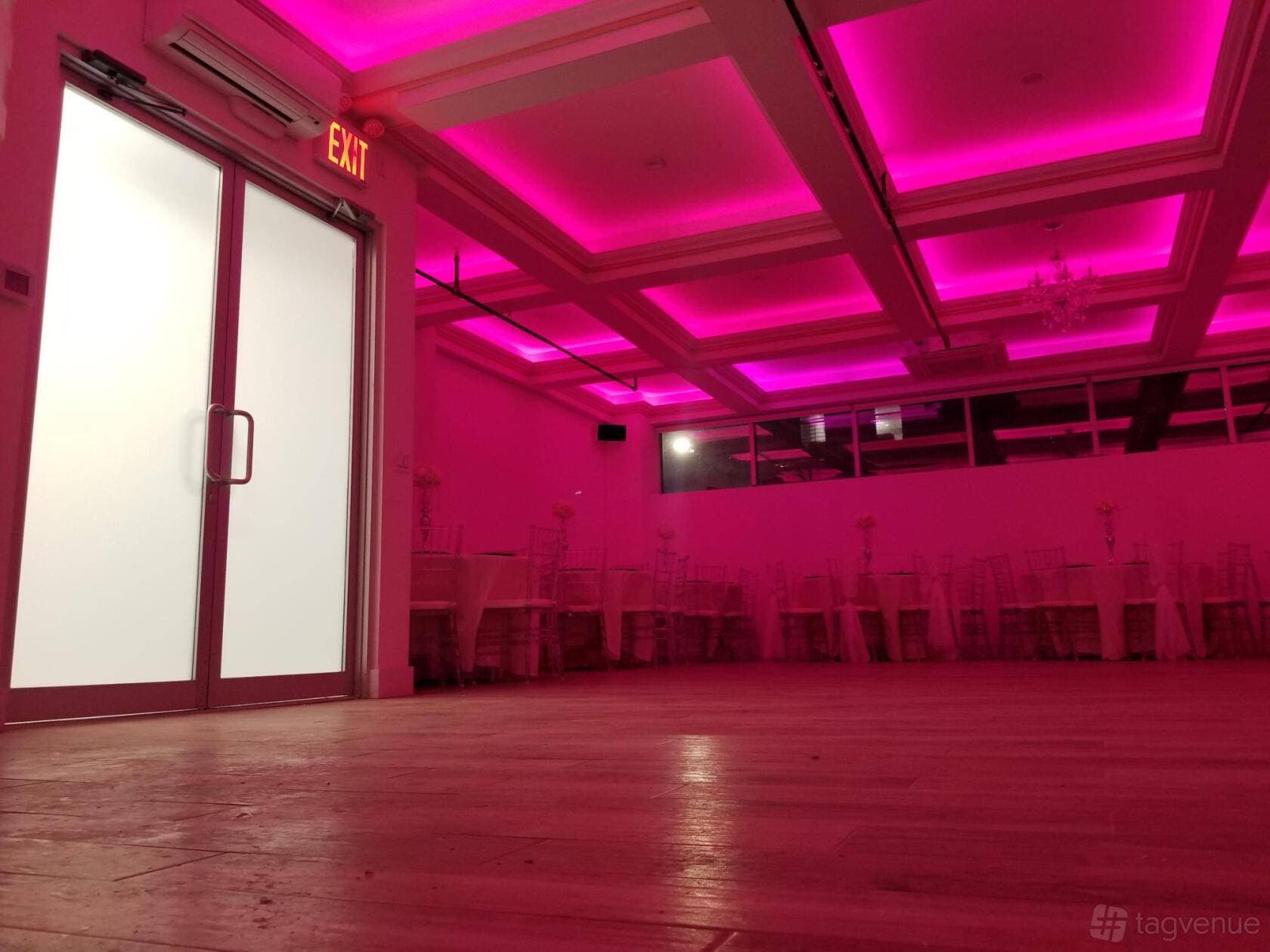 Suite 989 Events 6
