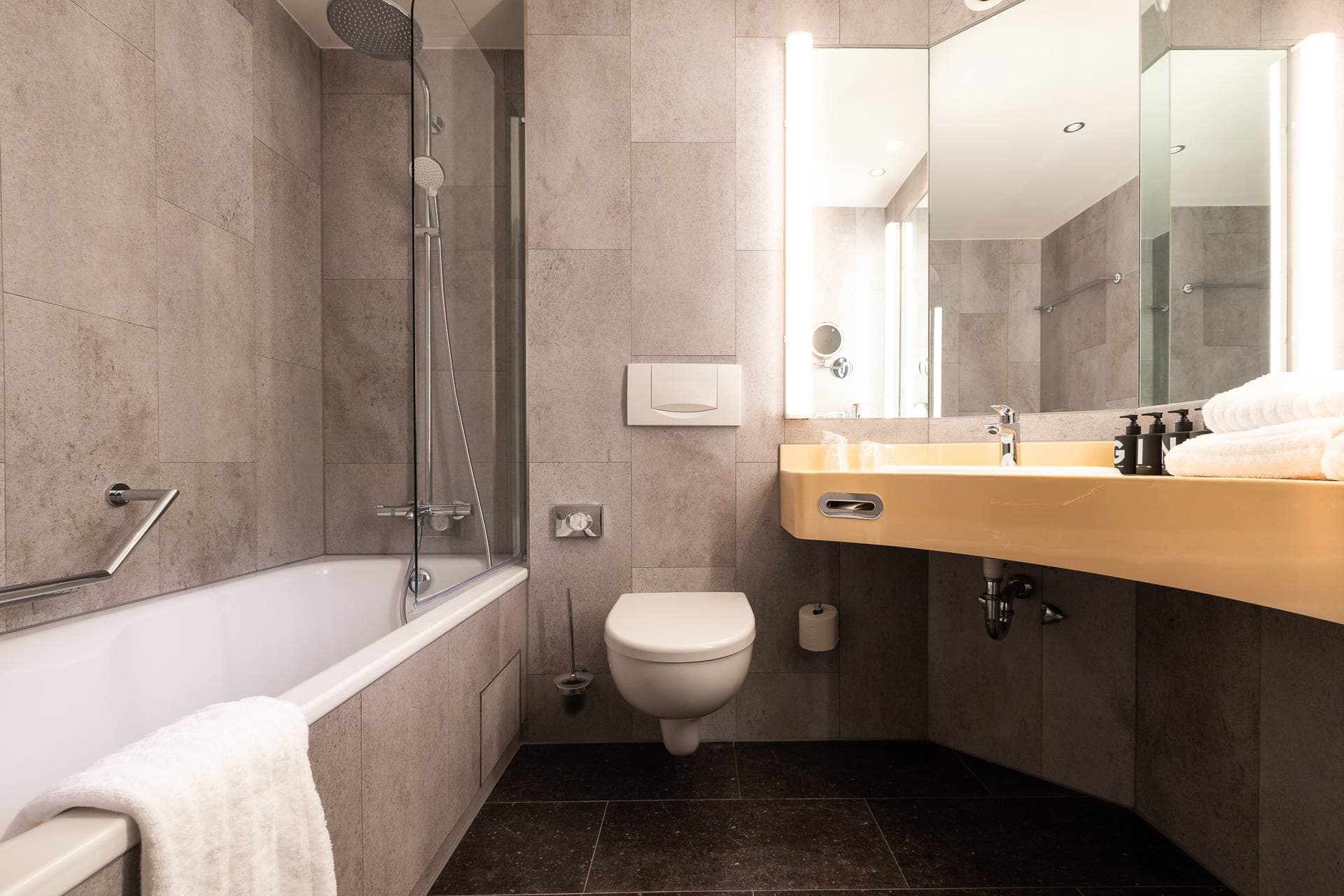 GINN Hotel Hamburg Elbspeicher 121