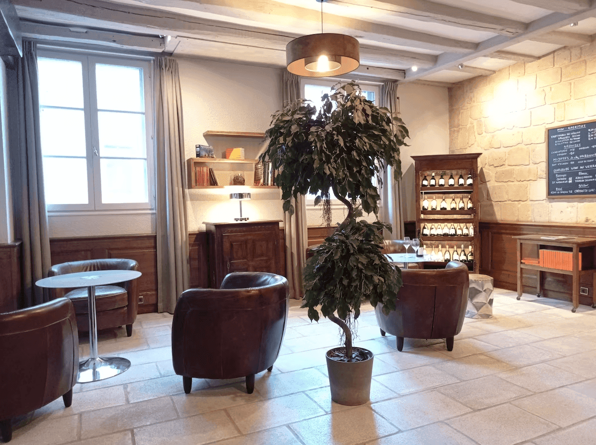 Hôtel Le Grand Monarque 6
