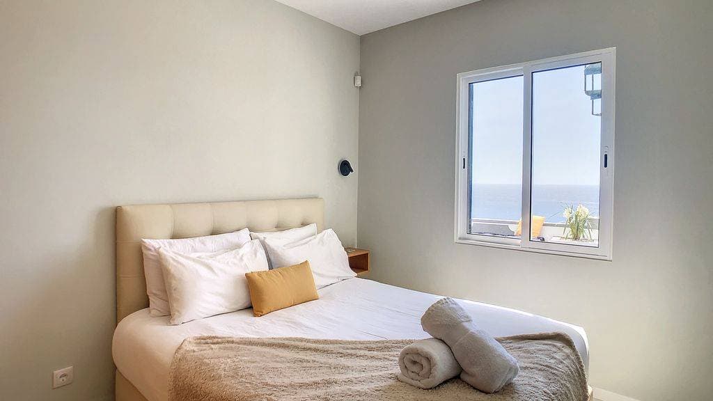 Avocado Villa 12