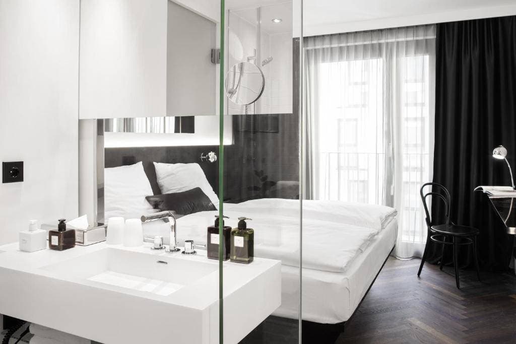 Hotel AMANO Grand Central 23