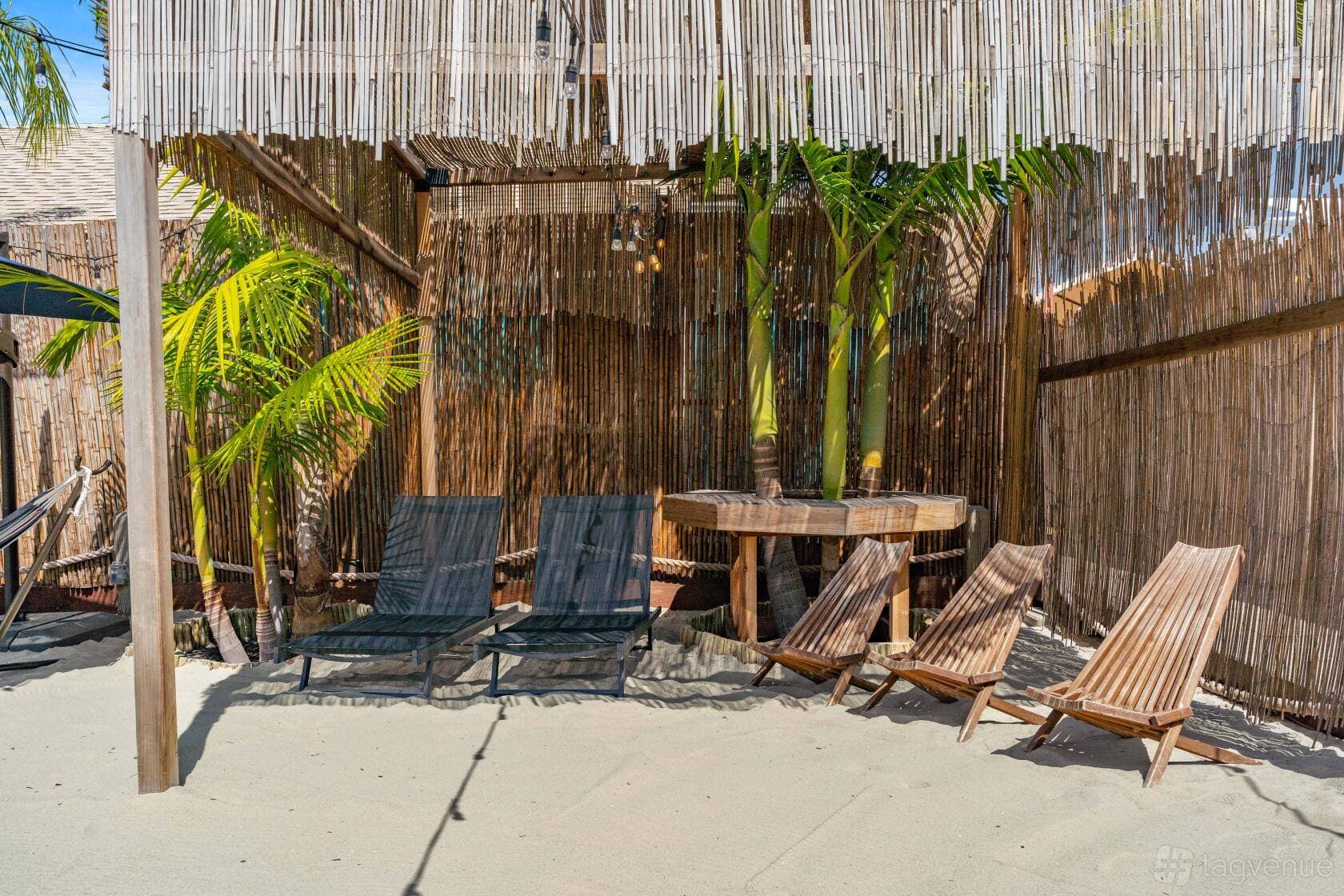 Good Life Resorts 10