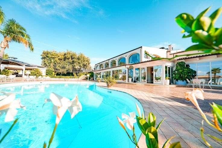 Villa Perara 2