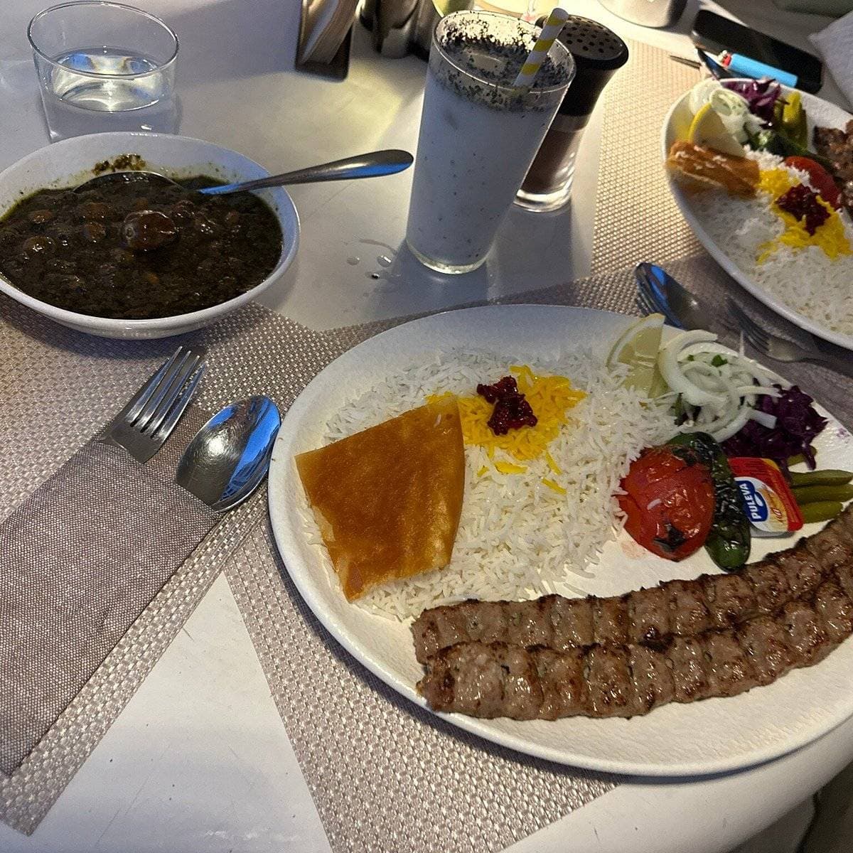 Toranj Restaurant 7