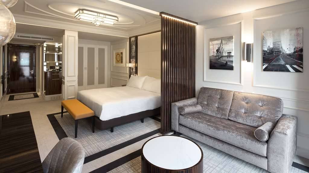DoubleTree by Hilton A Coruña 15