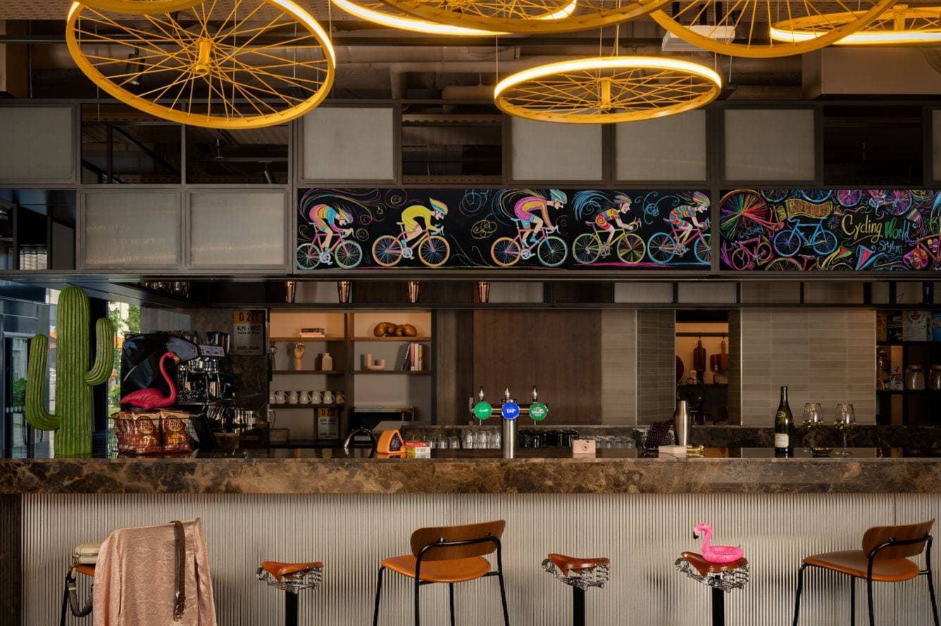 Moxy Paris Clamart 12