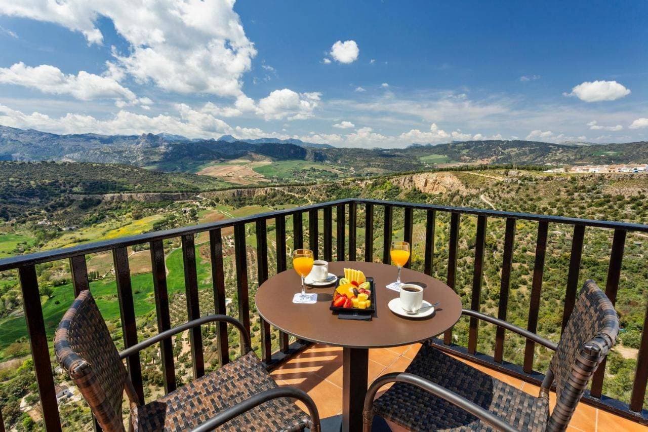 Hotel Catalonia Reina Victoria Wellness & Spa 9