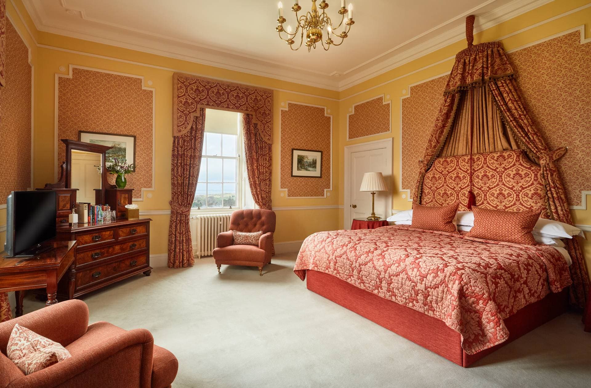 Glenapp Castle Hotel 8