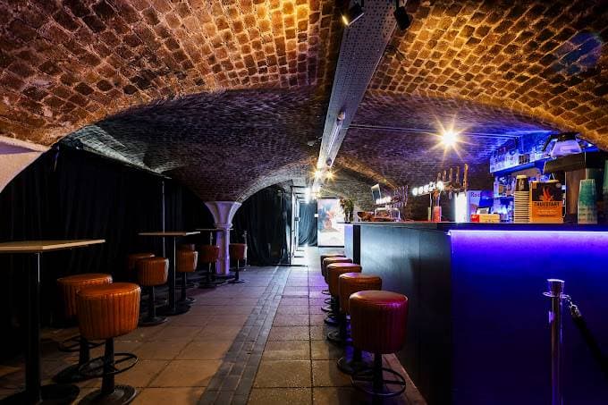 Dockside Vaults 7
