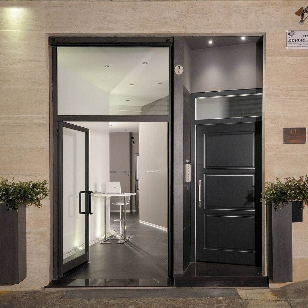 The Met's Apartments