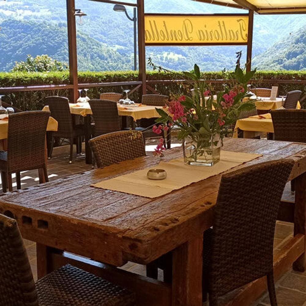 Trattoria Dentella 9
