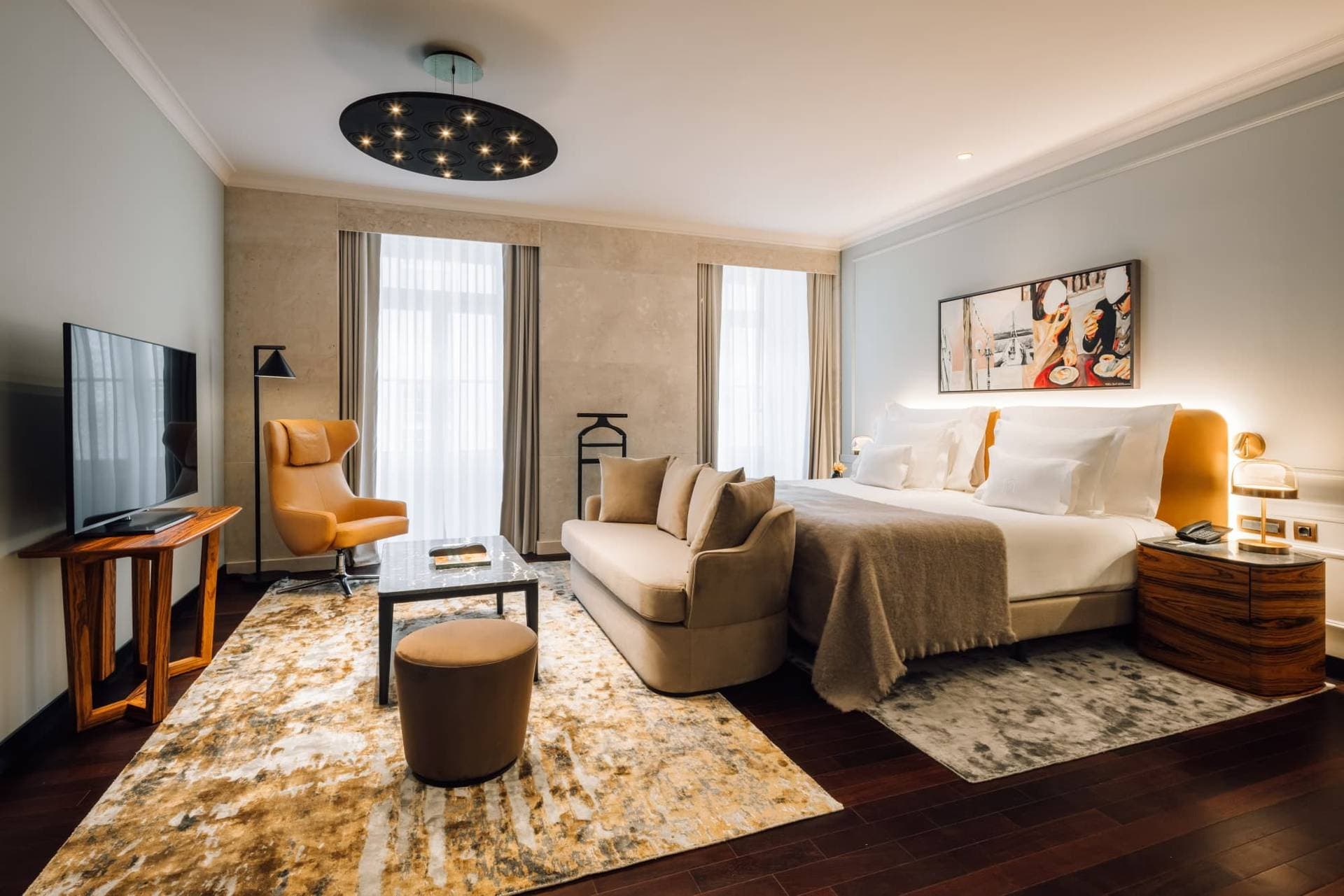 MYTHIC SANA Downtown Suites 7