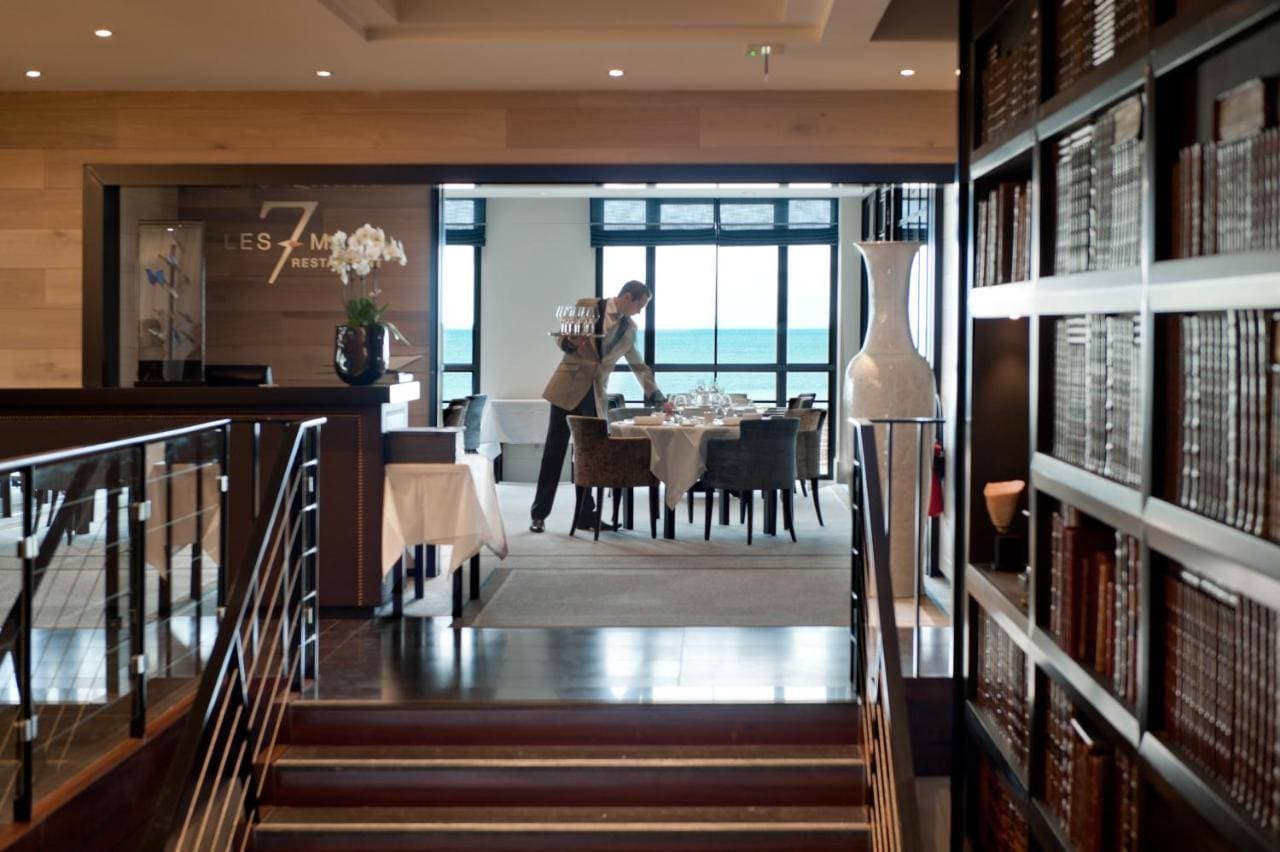 L'Hôtel Le Nouveau Monde 7