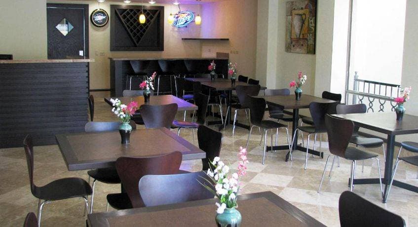 Hotel Alameda Express 4
