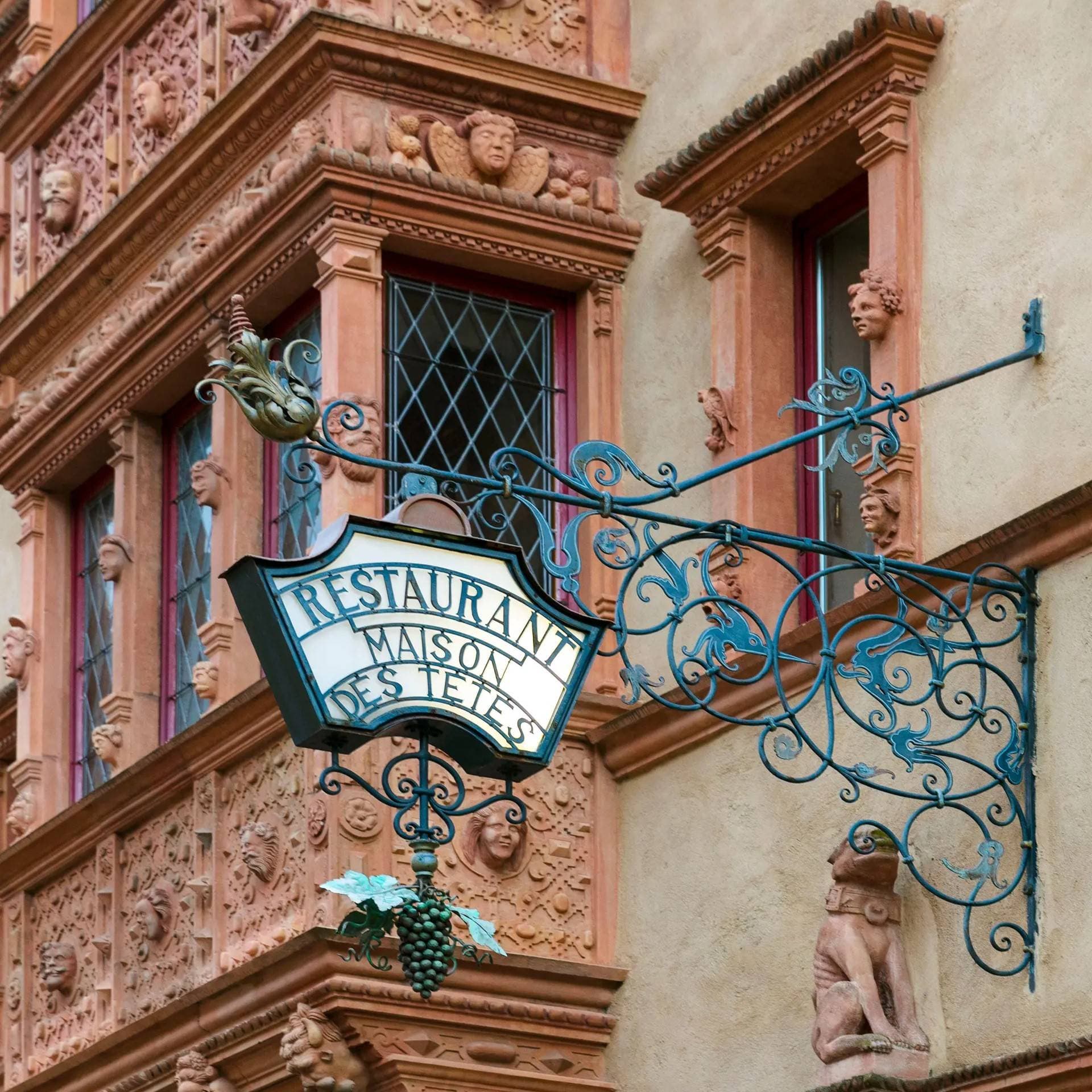 La Maison des Têtes 2