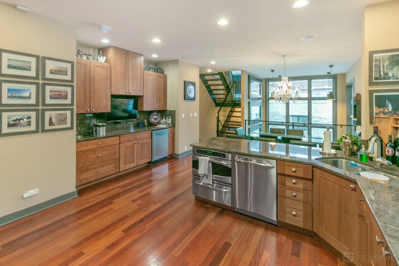 Wicker Park Mansion 16