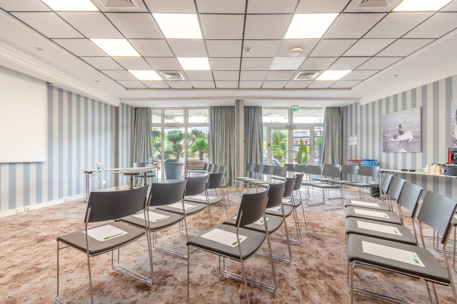 Holiday Inn Nice - Saint Laurent du Var by IHG 35
