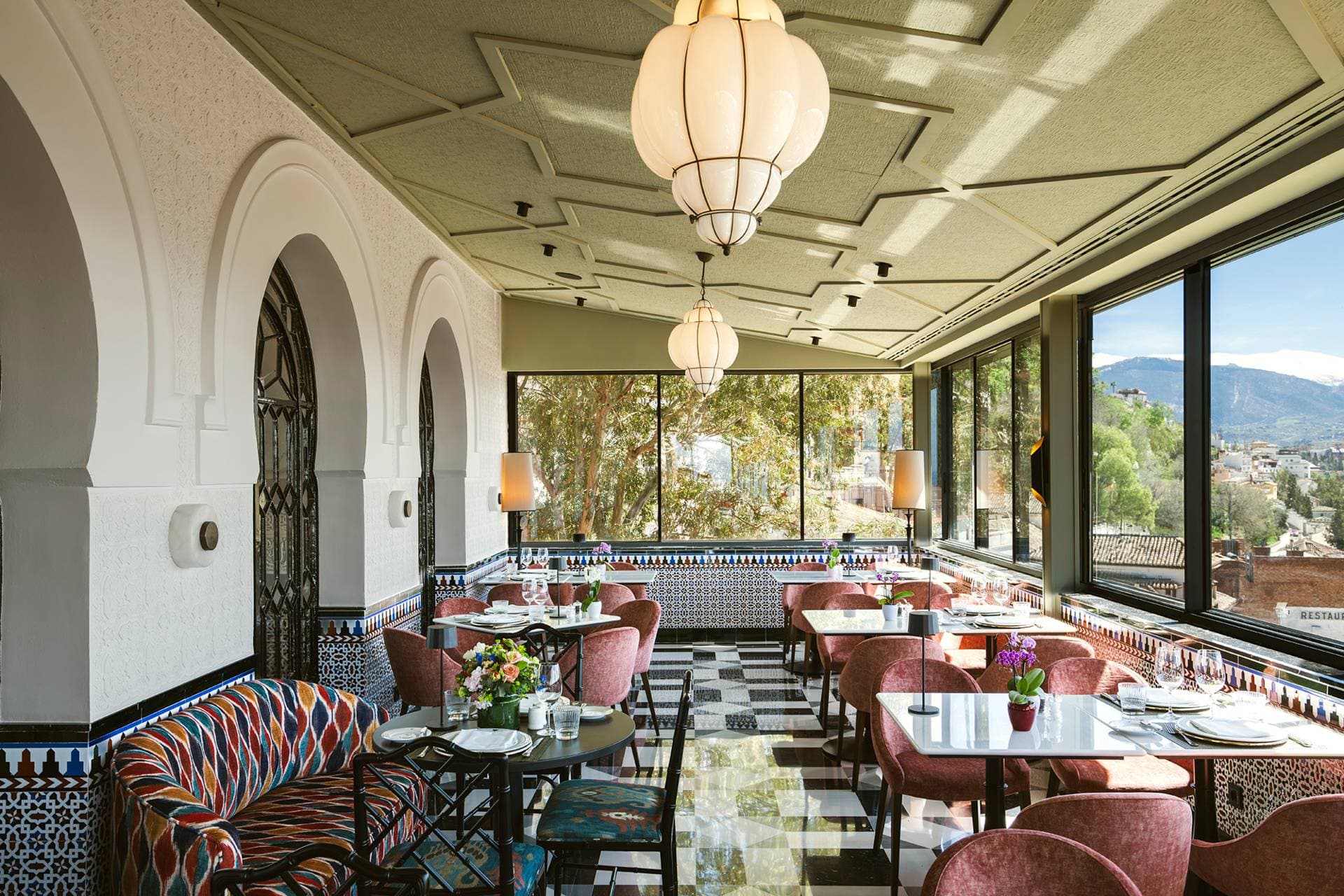 Alhambra Palace Hotel 10