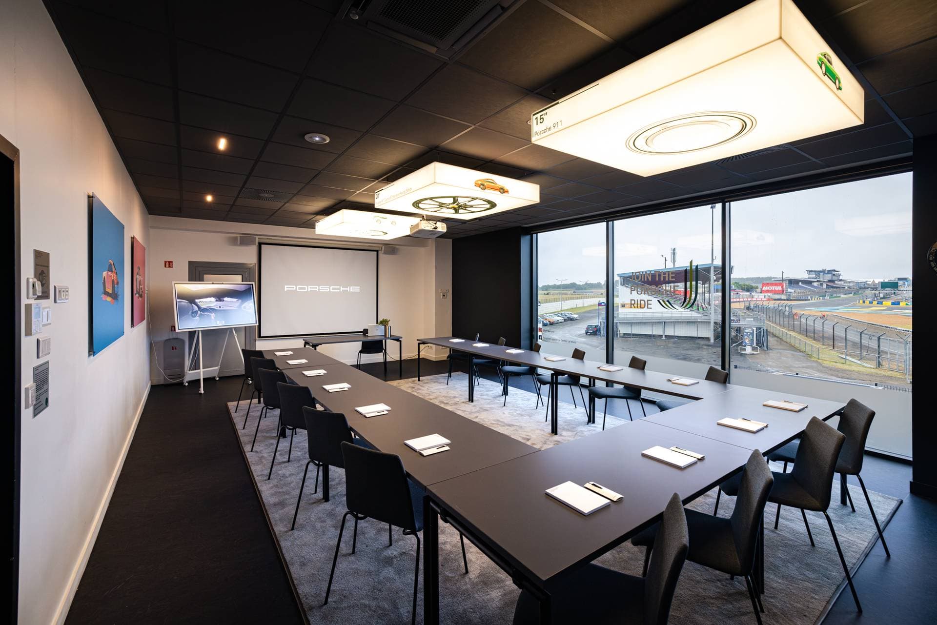 Porsche Experience Center 16