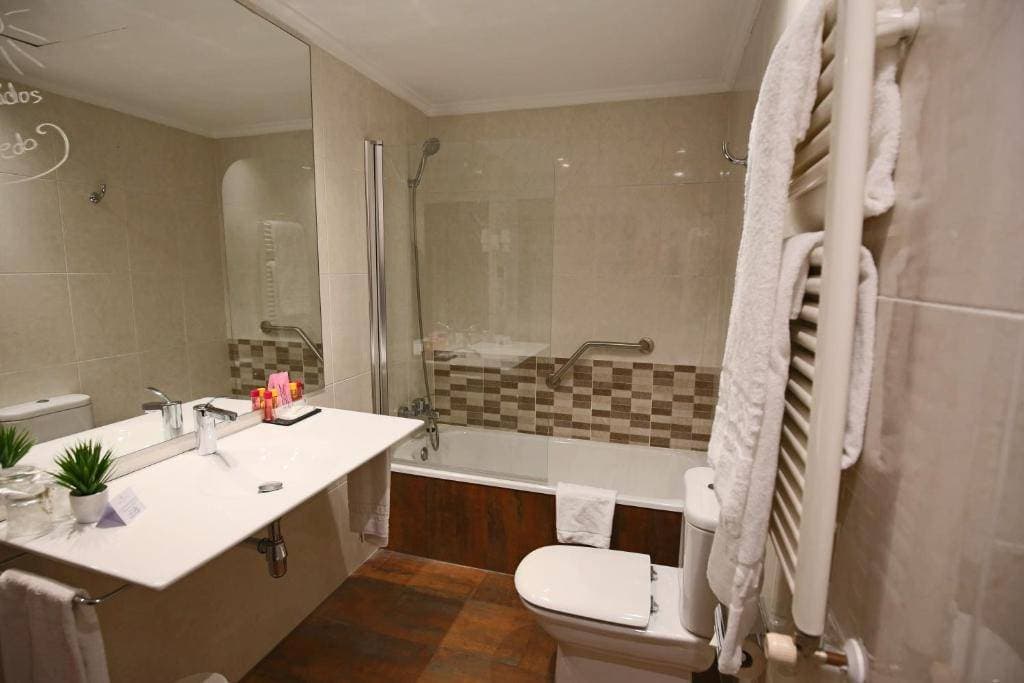 Gran Hotel Espana 15