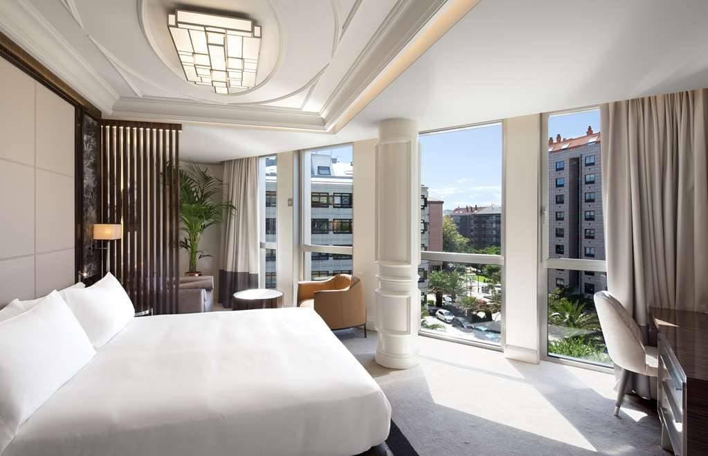 DoubleTree by Hilton A Coruña 9