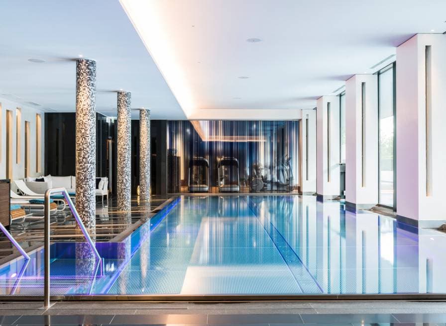 Royal Savoy Hotel & Spa 8