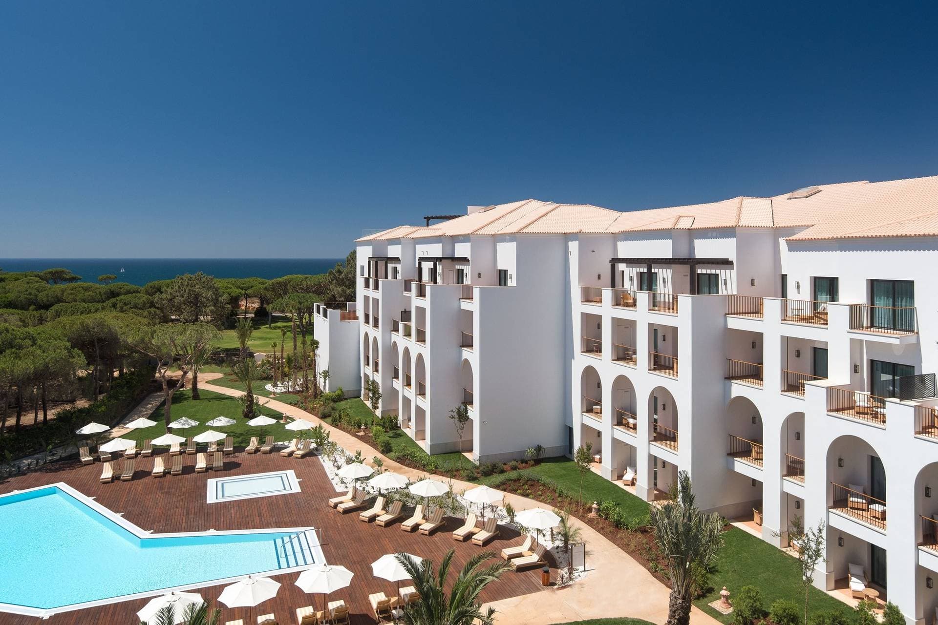 Pine Cliffs Hotel, a Luxury Collection Resort, Algarve 16