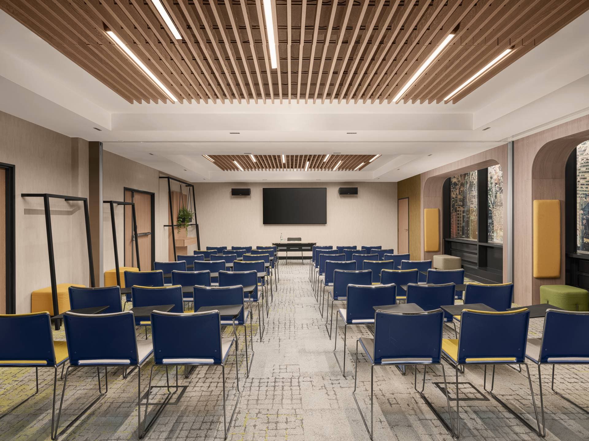 Courtyard by Marriott Paris Porte de Versailles 19