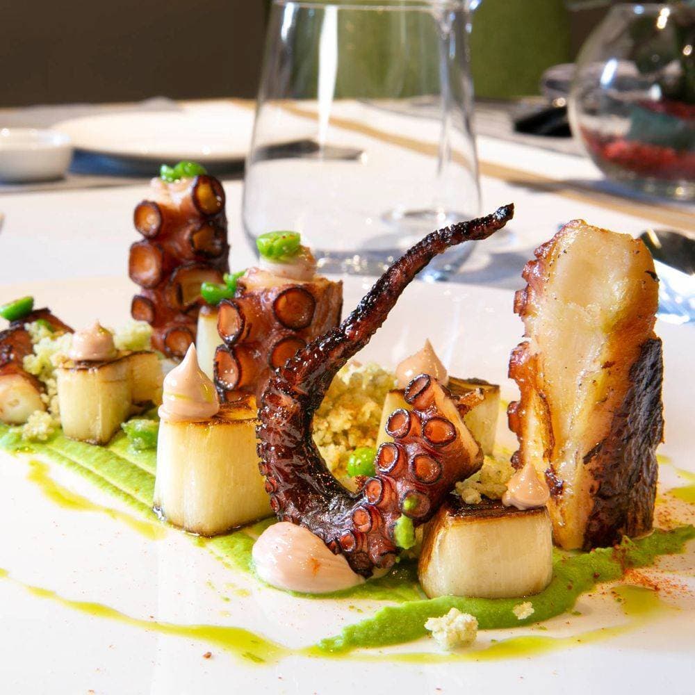 Cosmo Restaurant 2
