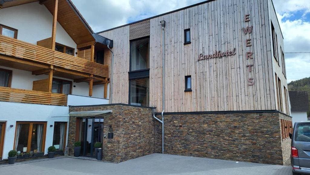 Landhotel Ewerts 1