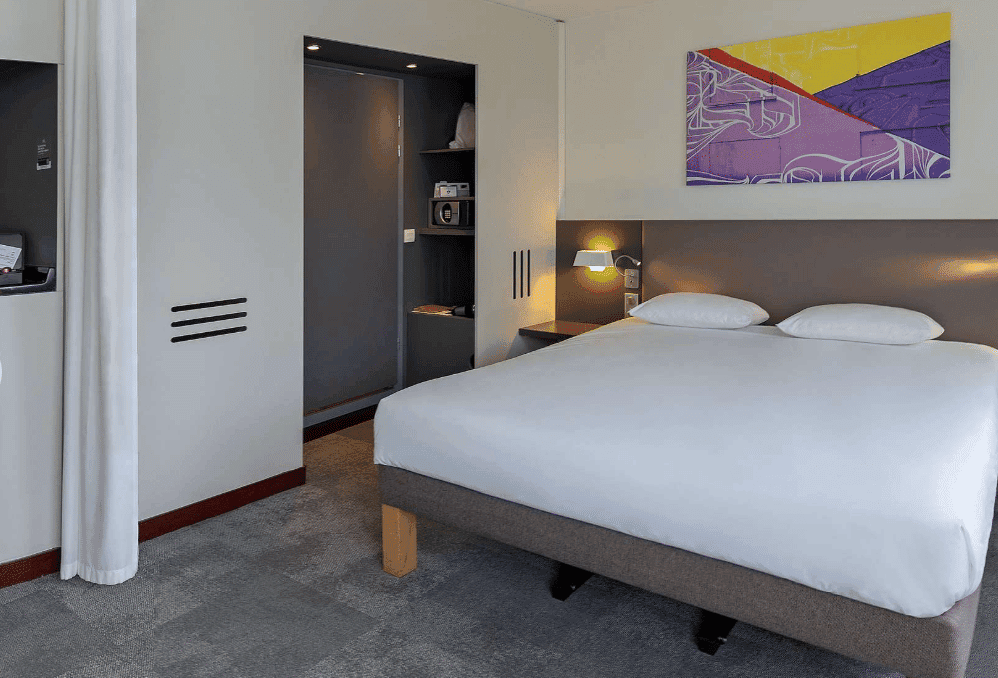 Novotel Suites Paris Stade de France 4