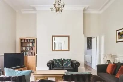 Scott's Manor 11