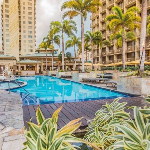 Embassy Suites Waikiki Beach Walk
