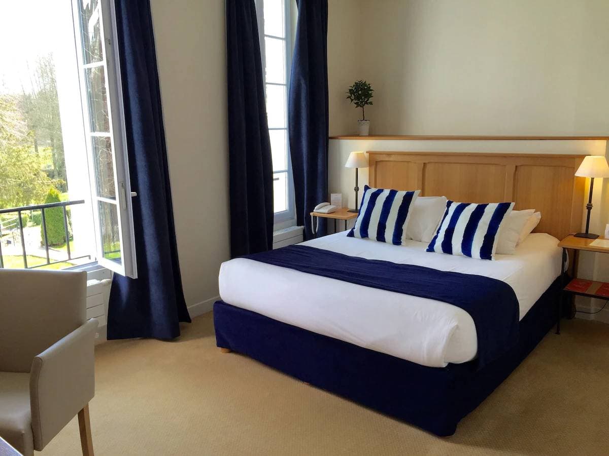 Hôtel Saint-Laurent, The Originals Relais 3