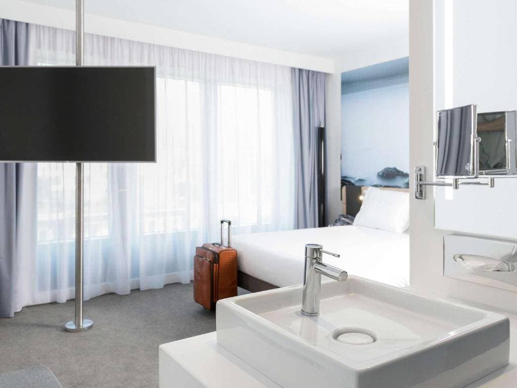 Novotel Charleroi Centre 16