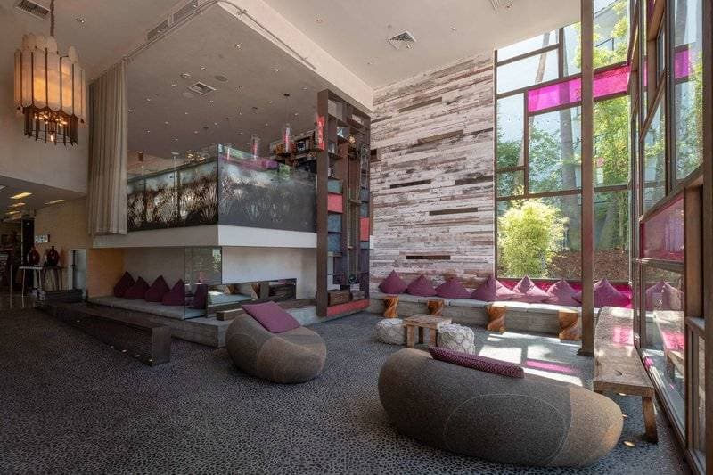 Hotel Maya - a DoubleTree by Hilton 13