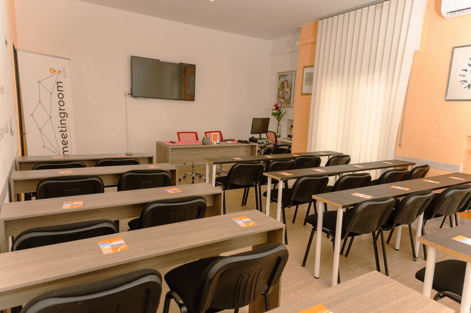 Meeting Room Bari 10