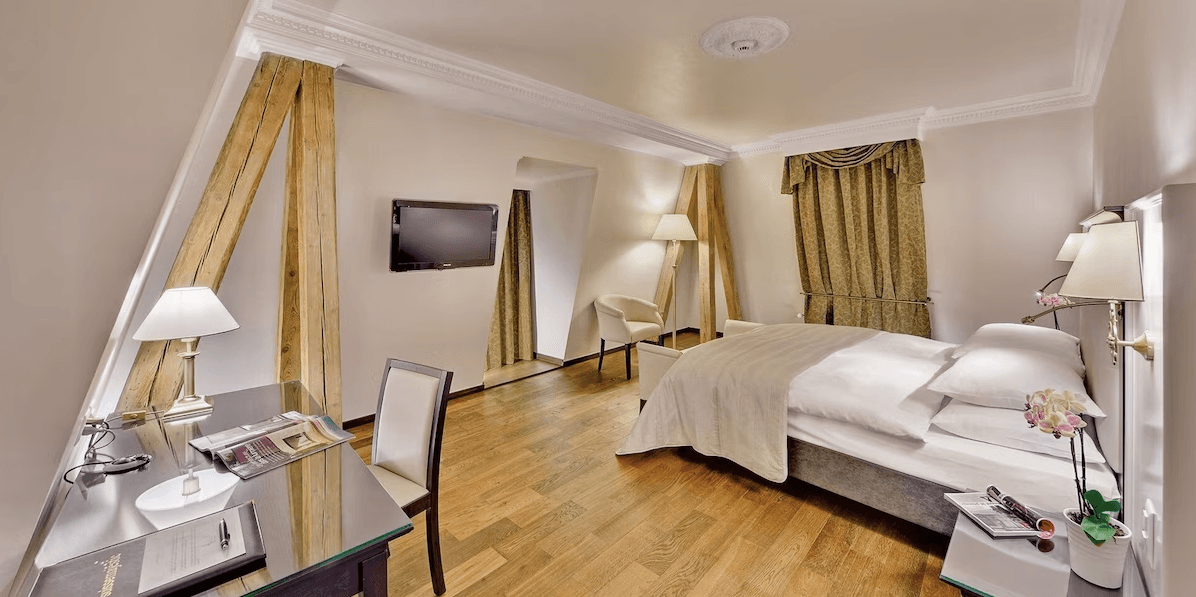 Le Grand Hotel Suisse Majestic 25