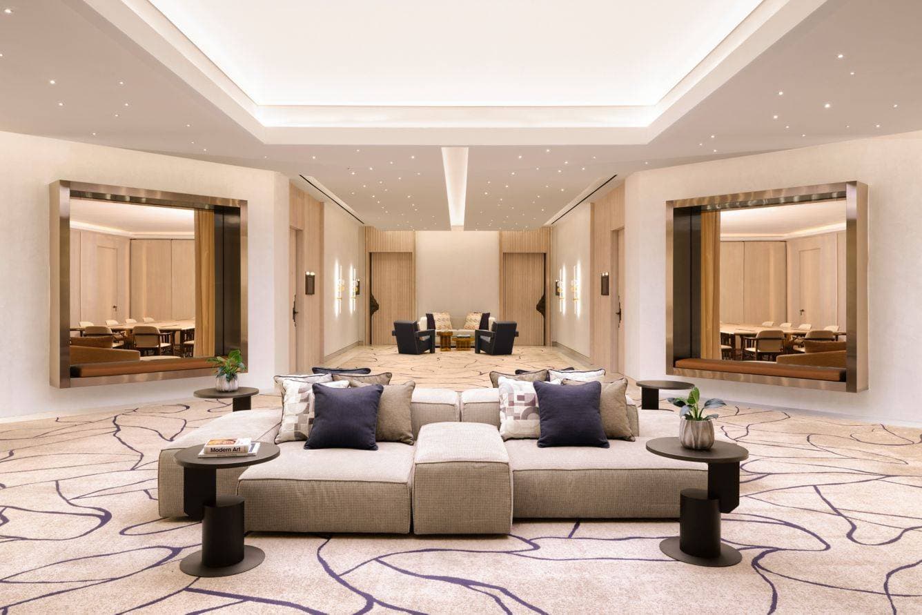 Hotel Arts  17