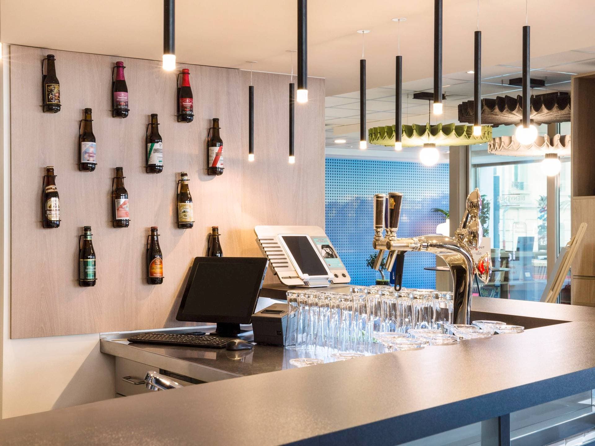 Ibis Lausanne Centre Hotel 4